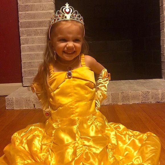 Meet your Posher, Delita - Picture 1 of 1